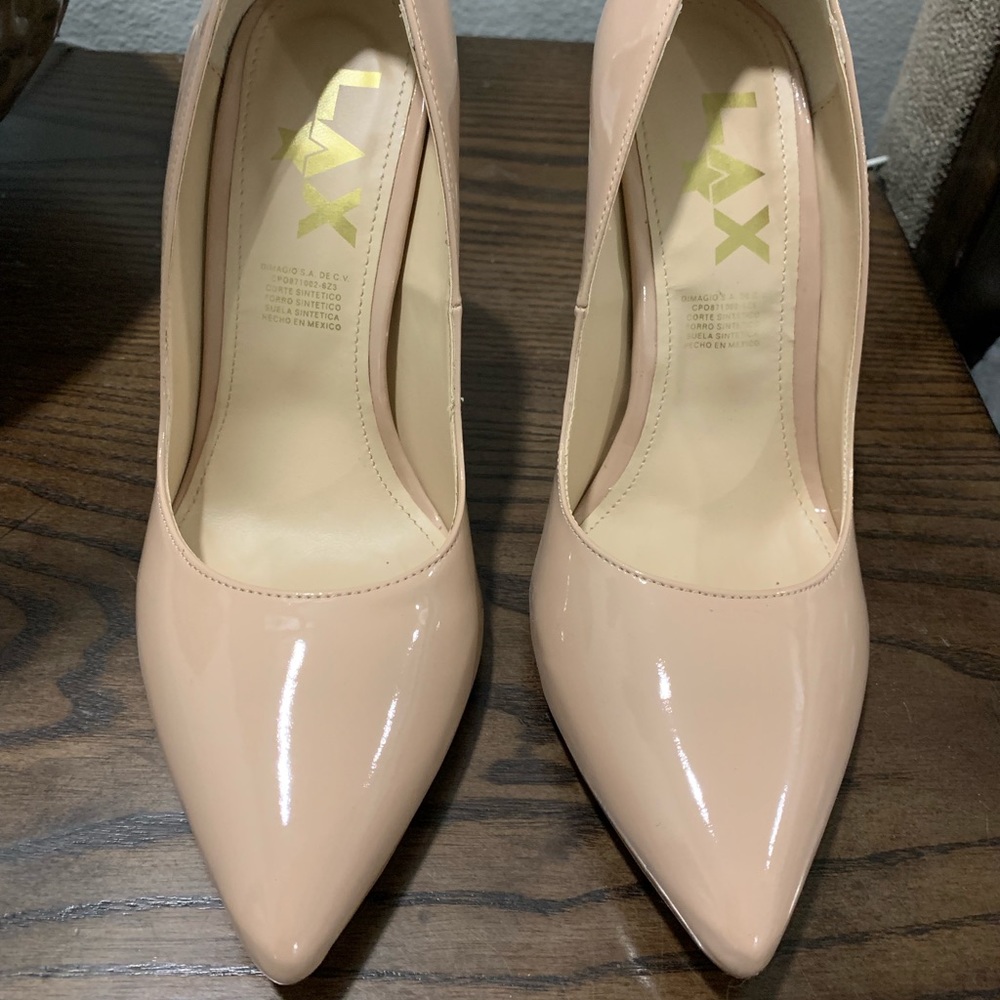 NUDE PUMPS size 9
